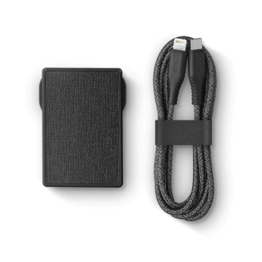 Комплект из кабеля и З/У Uniq Versa Slim Kit 18 Вт USB-C