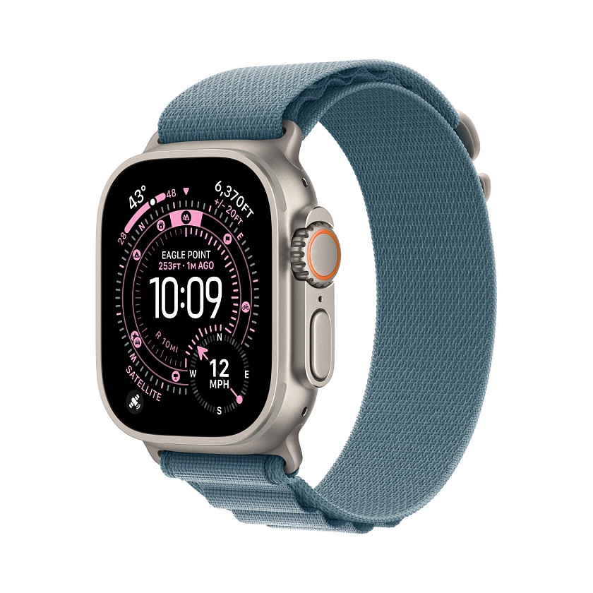 Apple Watch Ultra 3 Natural Titanium c ремешком Alpine светло-голубого цвета