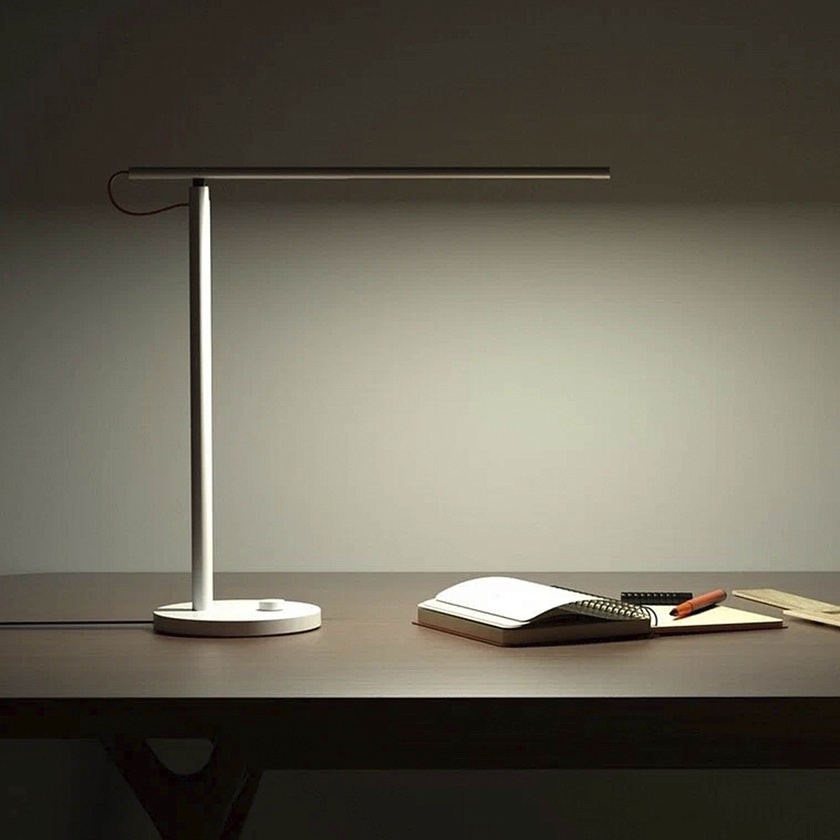 Настольная лампа Xiaomi Mi LED Desk Lamp 1S